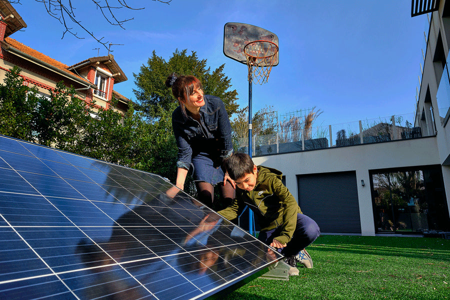 Kit solaire à brancher plug and play - Électricité 100% renouvelable –  Ekwateur